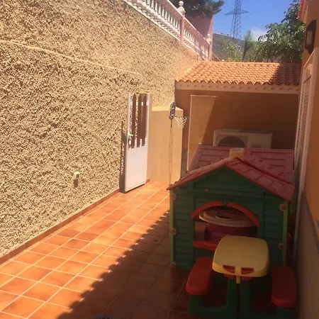 House With 3 Bedrooms In Candelaria, With Wonderful Sea View, Pool Acc Apartment Candelaria
